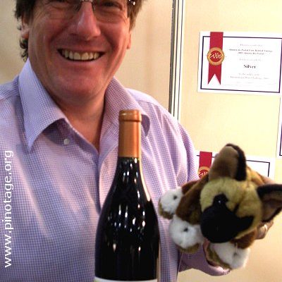 Jeremy Borg, Founders 1974-1978, with one of his wines. Thanks to www.pinotage.org for this picture - if you're a wine buff, go have a look at that site.